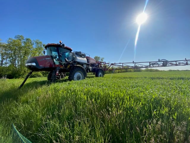 Clean Equipment, Clean Start: Winter Maintenance to Prevent Weed Spread